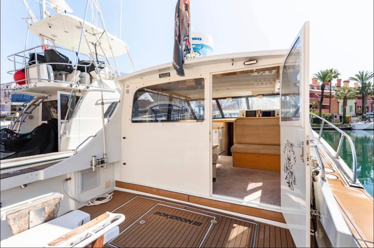 Barco Americano Sotogrande Torreguadiaro Exterior photo